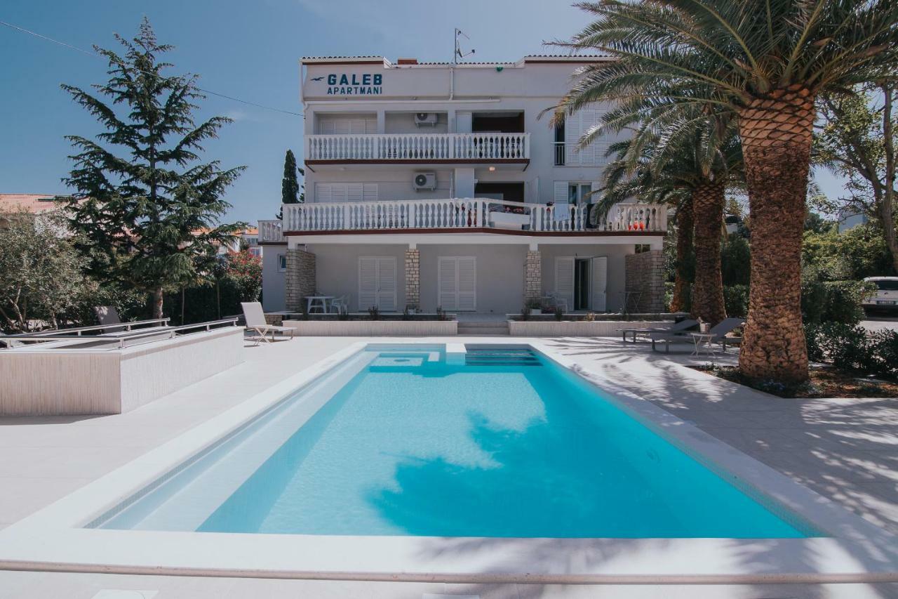 Pool Apartments Galeb Новаля Екстер'єр фото